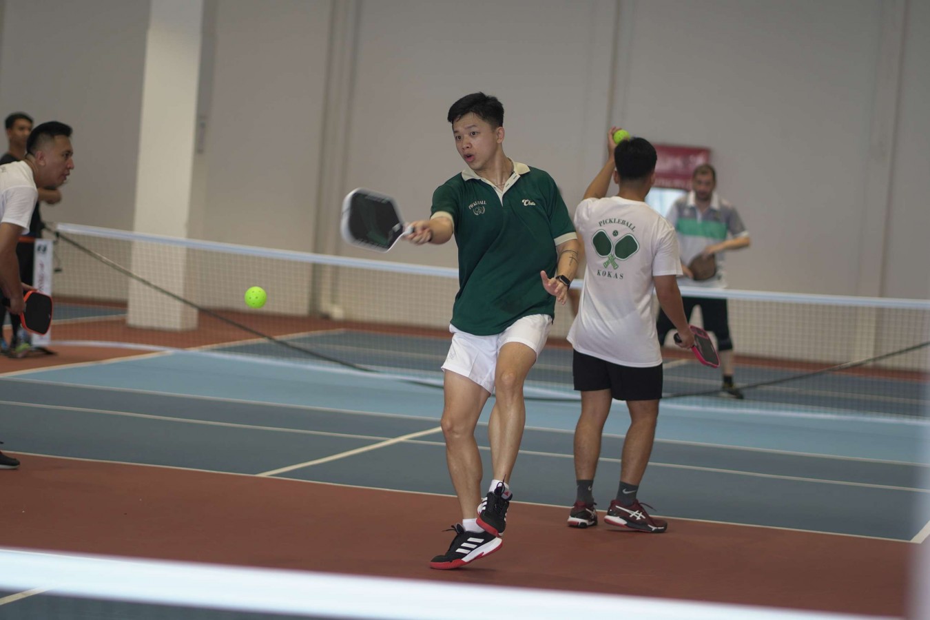 Essential Tips to Elevate Your Pickleball Offensive Strategies